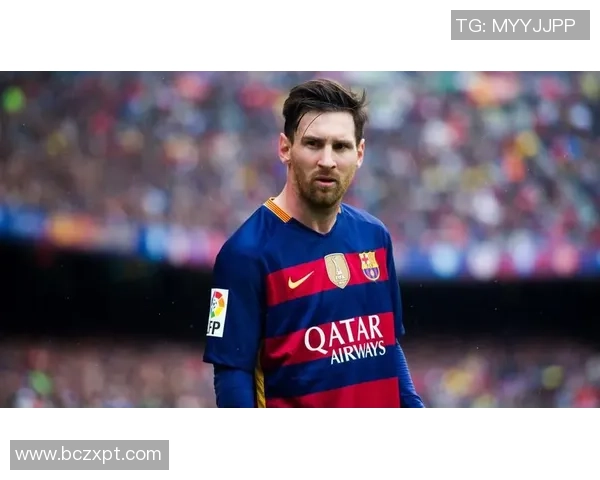 帅气足球明星精彩瞬间混剪图片展现运动魅力与青春活力